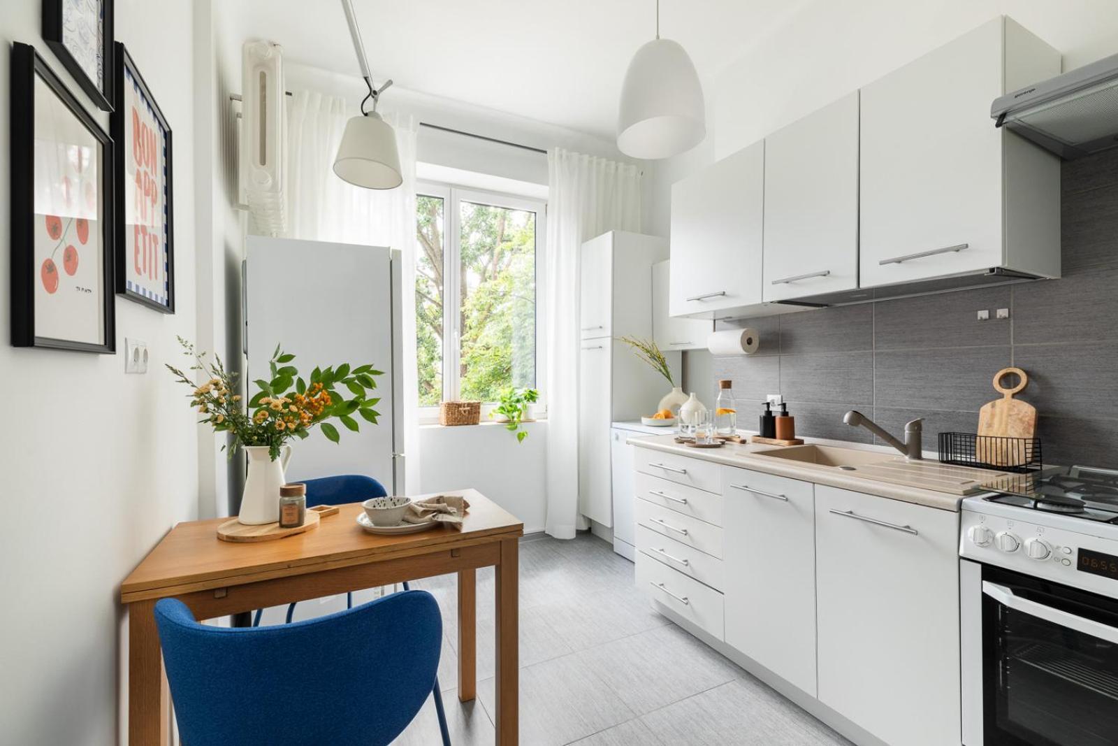 Aleja Wyzwolenia 9 By Homeprime Warsaw Exterior photo